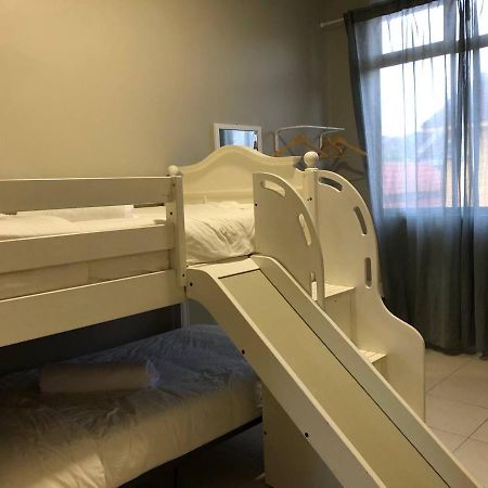 Lungo Guesthouse Kuala Terengganu Bagian luar foto