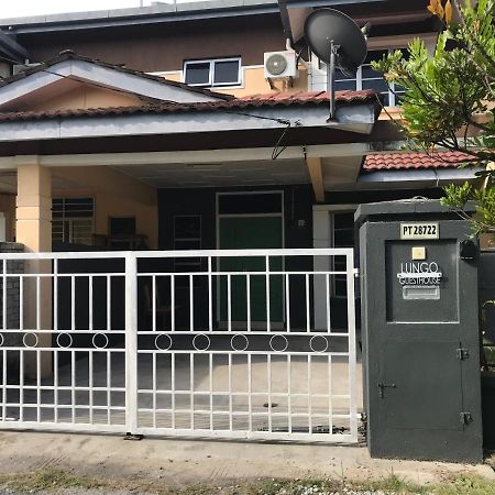 Lungo Guesthouse Kuala Terengganu Bagian luar foto