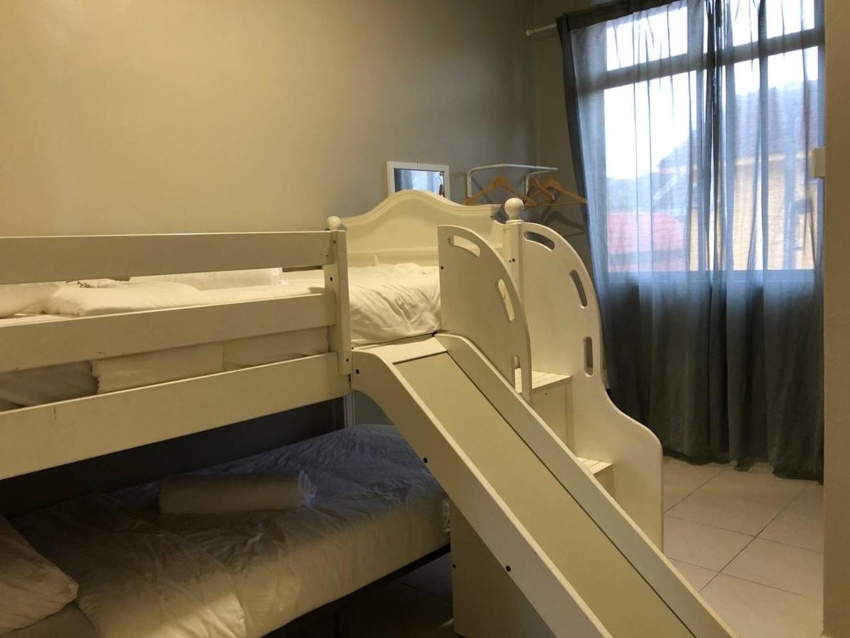 Lungo Guesthouse Kuala Terengganu Bagian luar foto