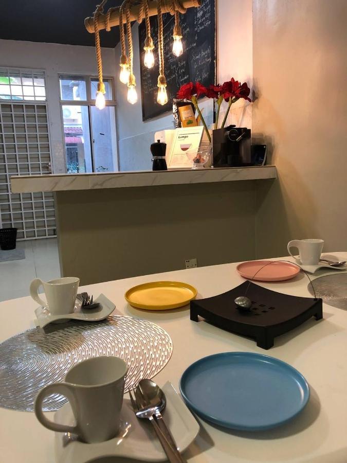 Lungo Guesthouse Kuala Terengganu Bagian luar foto